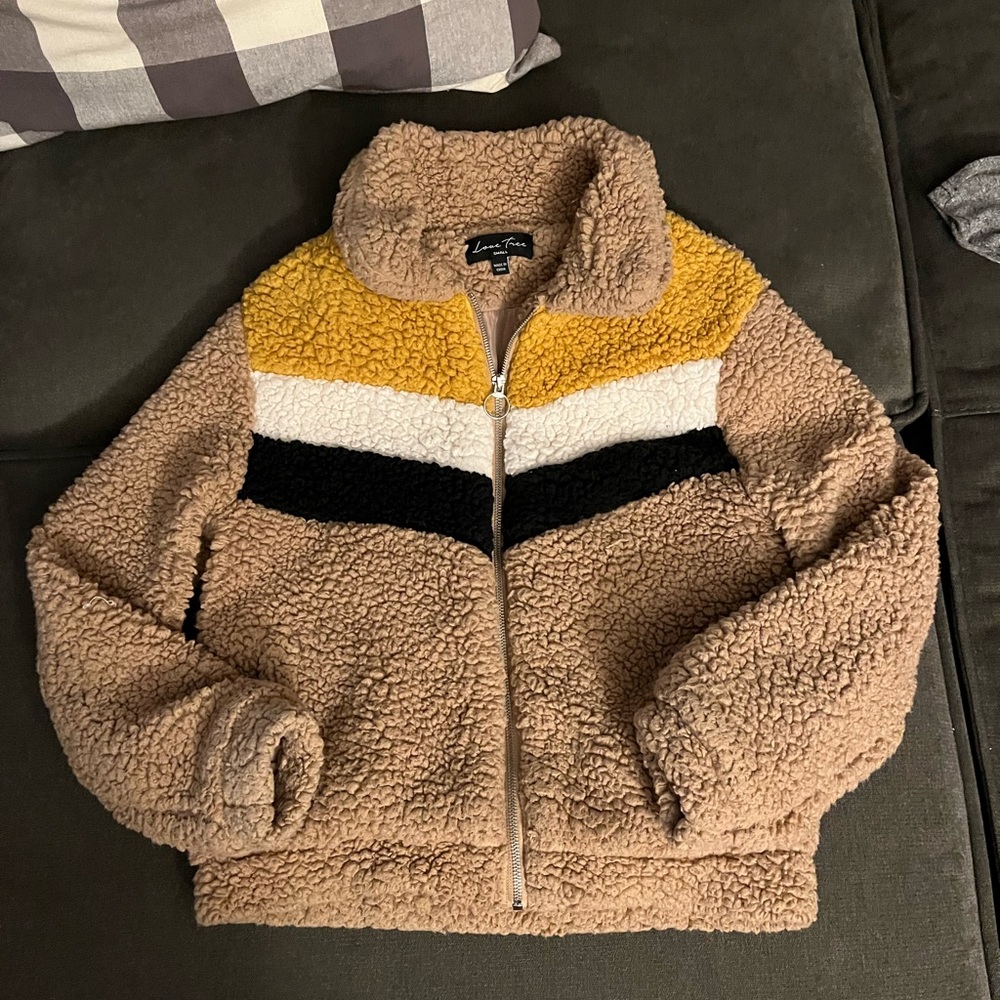 Love Tree brand zip up sweater with hood. Size S junior